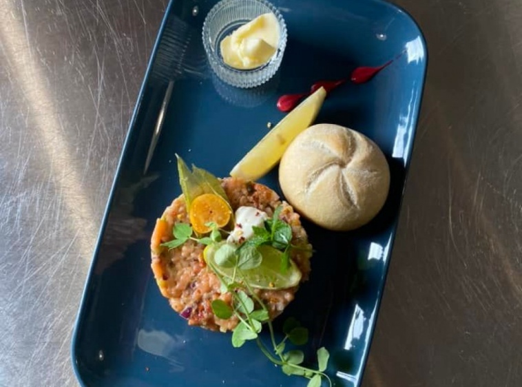 MANGO Food & Bar
